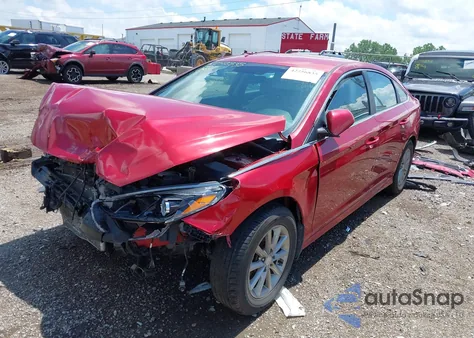 2018 Hyundai Sonata Eco z USA, uszkodzony, nr VIN 5NPE24AA4JH711655